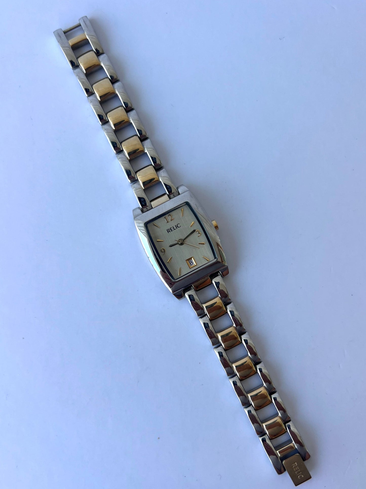 Rare Vintage Relic Rectangle Two Toned Gold/Silver Dainty Womens Watch Wristwatch