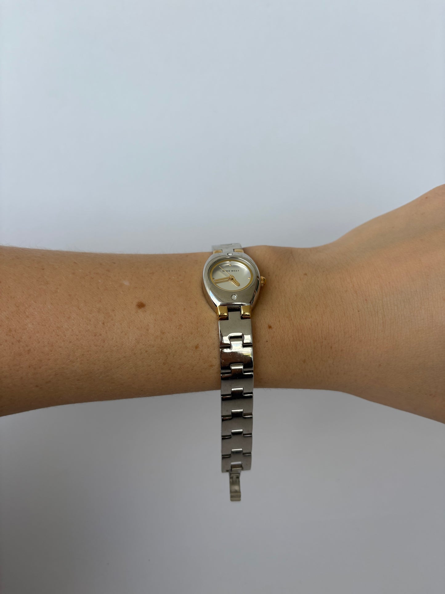 Rare Vintage Circle Silver Two Toned Womens Watch Small Face Silver with Gold Detail