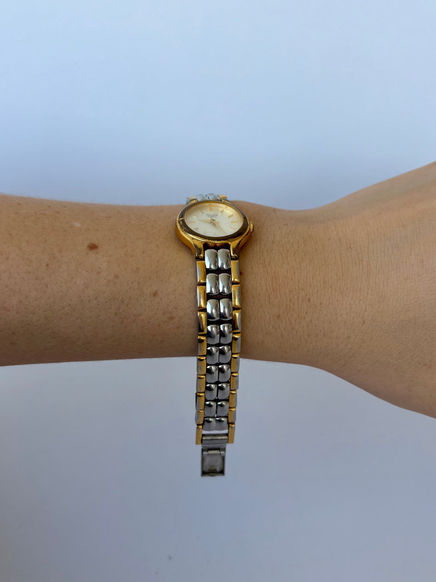 Rare Vintage Two Toned Silver & Gold Circle Face Watch