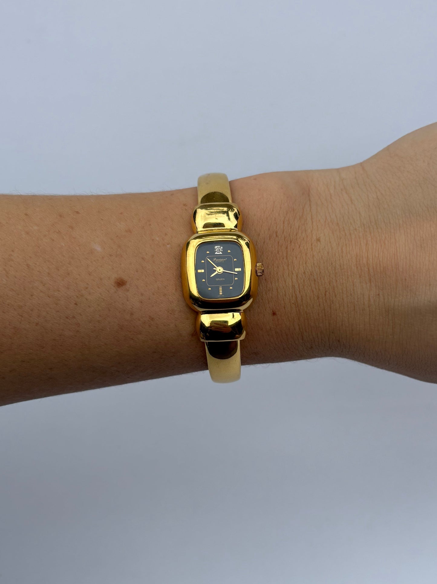 Rare Vintage Black Gold Womens Vintage Quartz Watch Wristwatch Gold Bangle