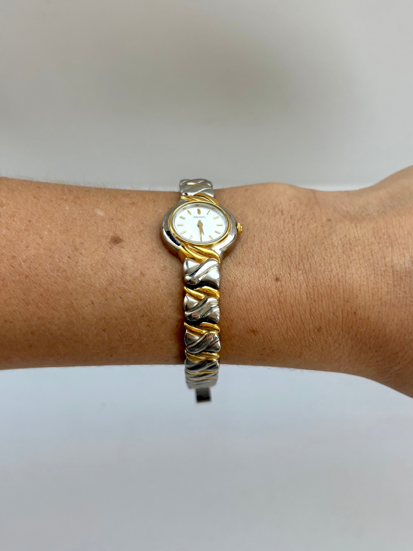Rare Vintage Seko Gold & Silver Two Toned Womens Watch