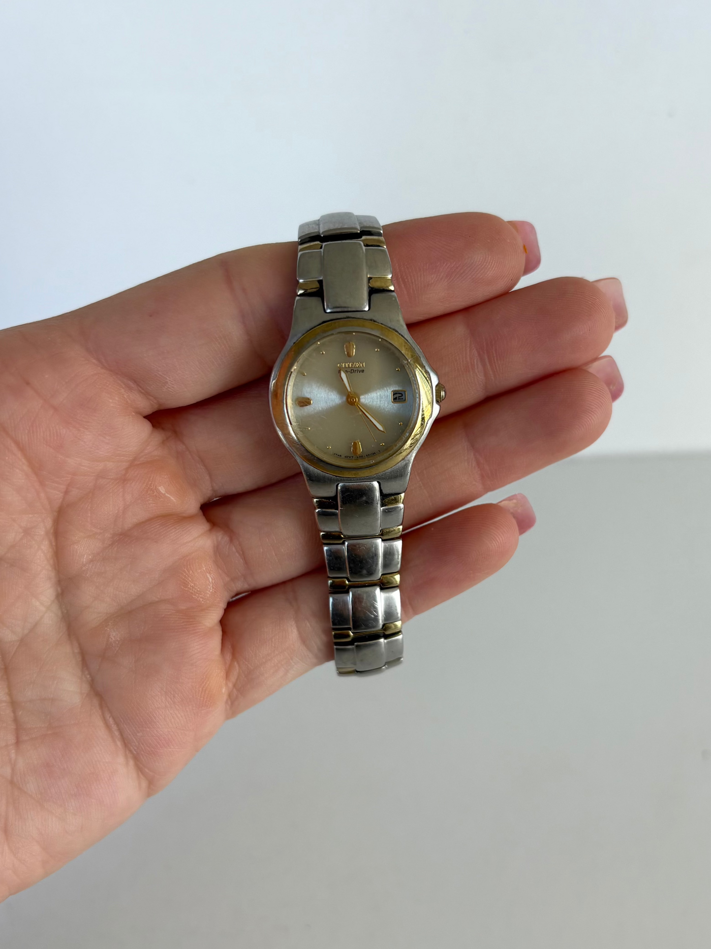 Rare Vintage Circle Two Toned Silver & Gold Watch