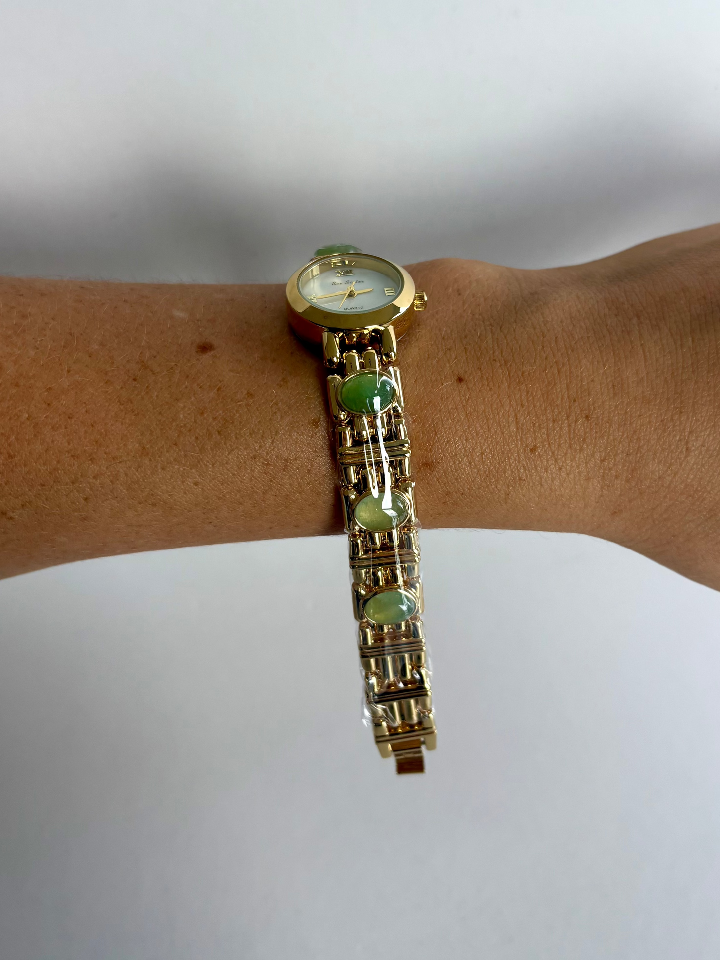 Dainty Vintage White Face Jade Bar Womens Watch Small Face