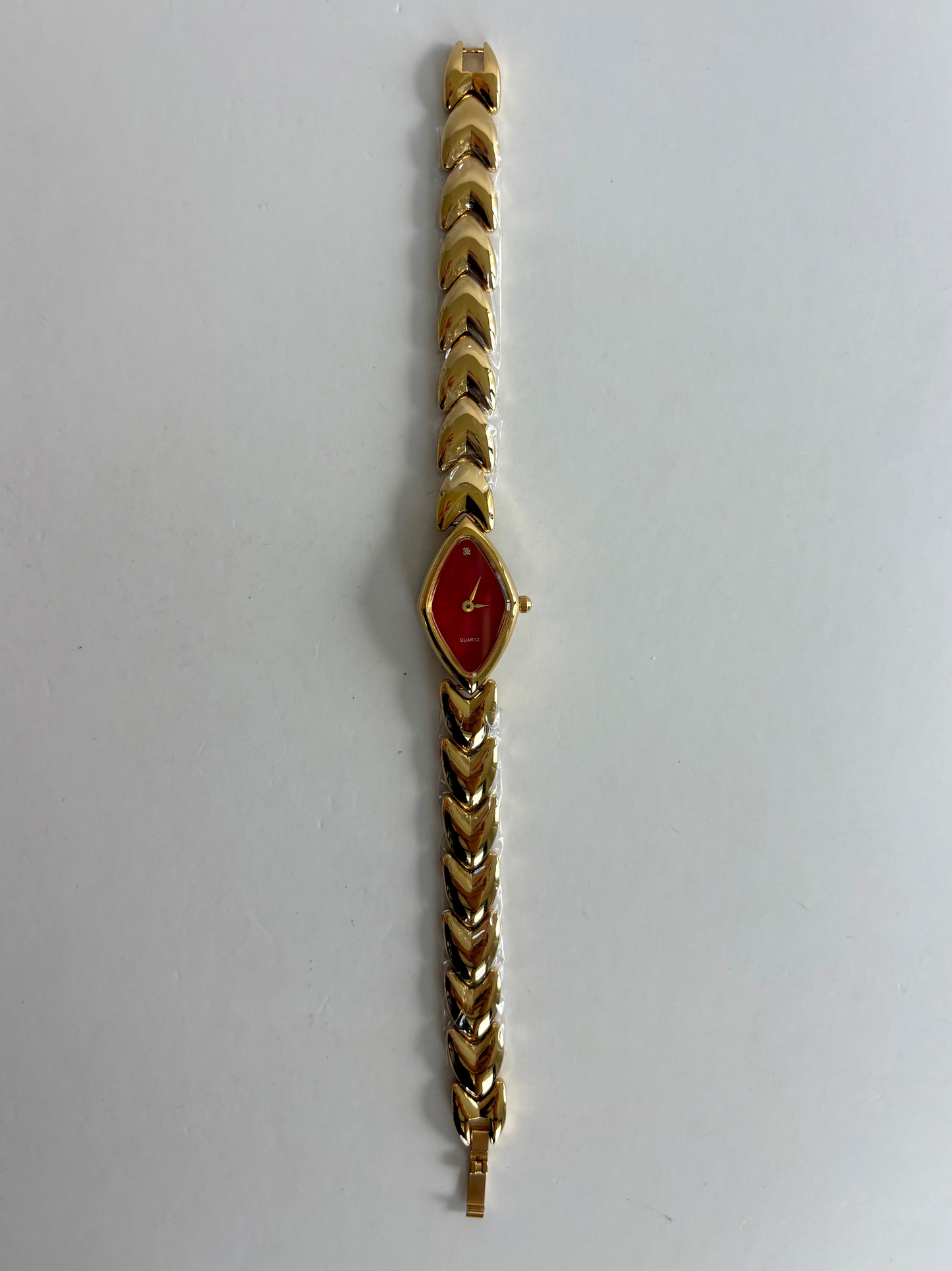 Diamond Geo Red Dial Vintage Gold Toned Womens Watch
