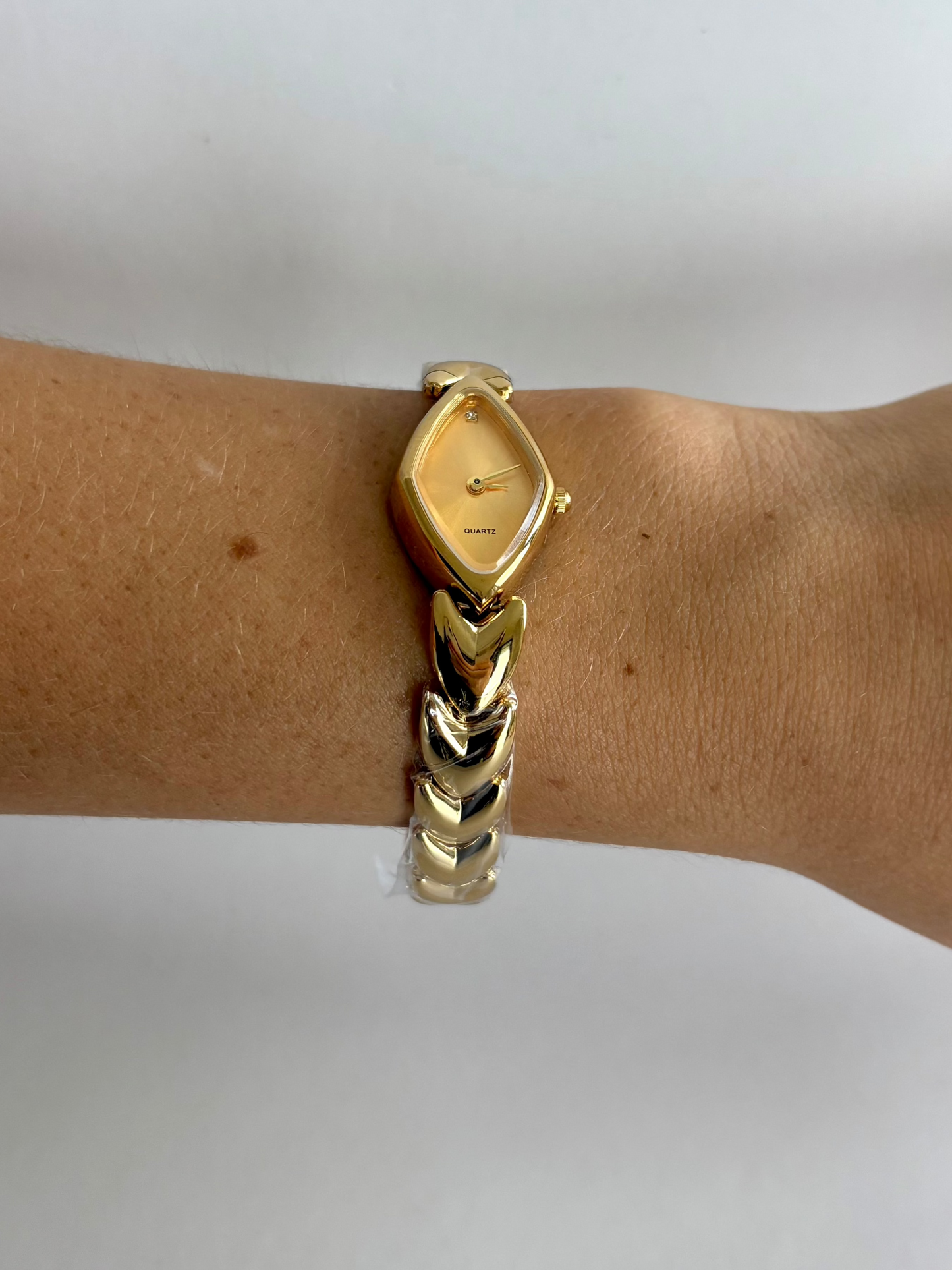 Diamond Geo Gold Dial Vintage Gold Toned Womens Watch