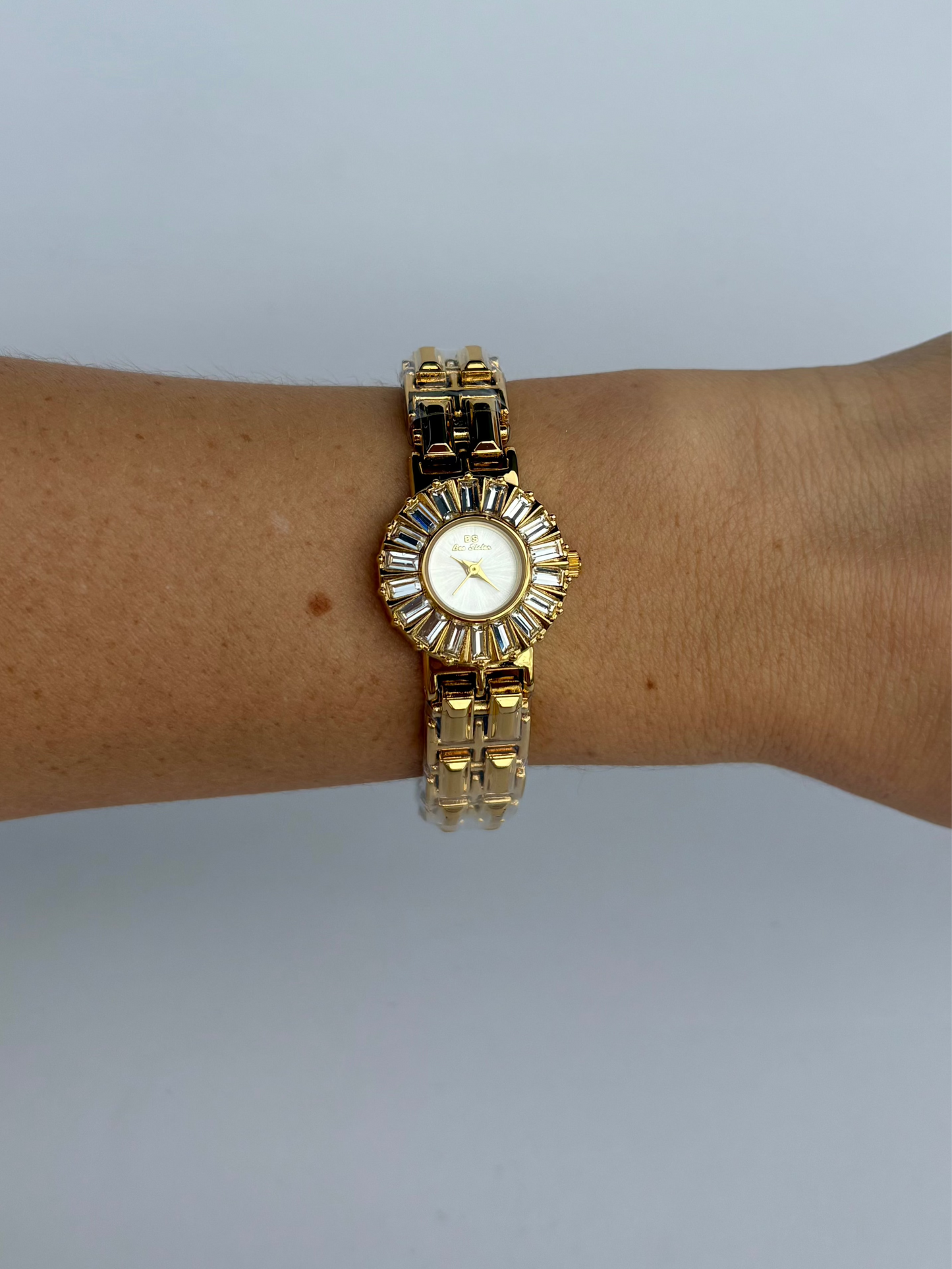 White Dial Crown Minimalist Gold Womens Watch Small Face