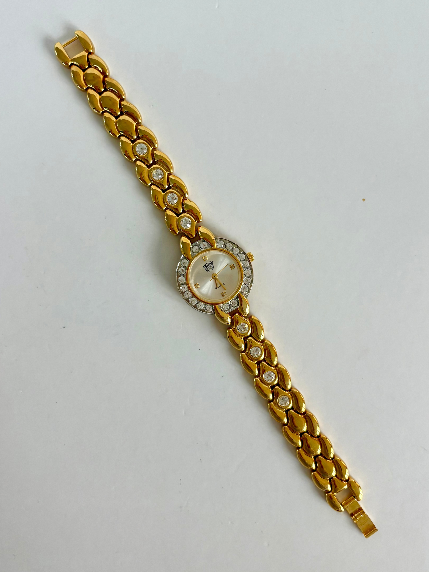 Rare Vintage Gold Toned Diamond Detail Womens Watch