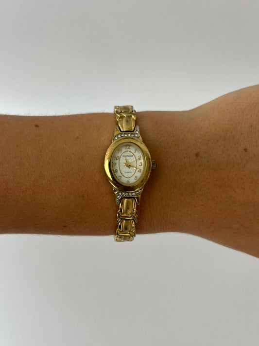 Vintage Rare Luxury *Waltham*  Round Face Gold Womens Watch