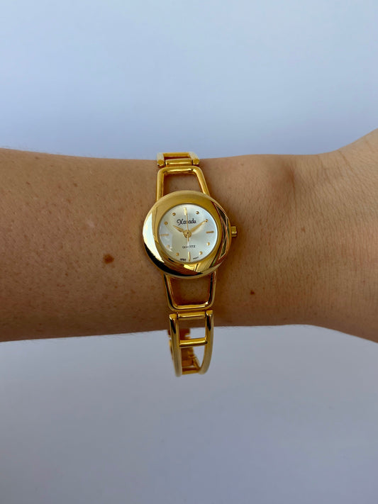 Rare Vintage Simple Gold Toned Womens Watch