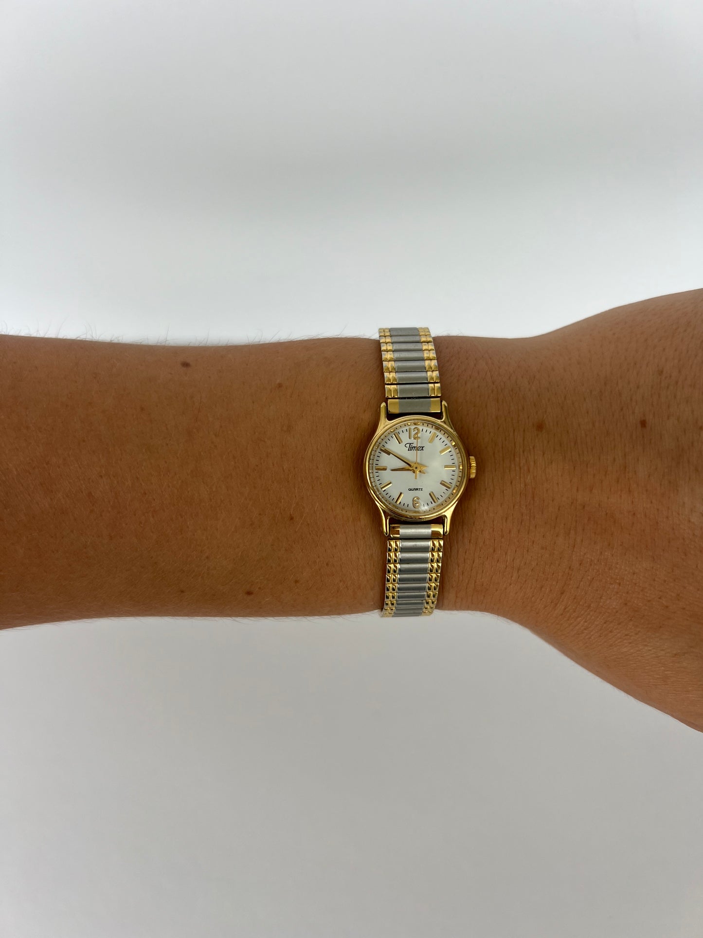 Rare Vintage Charlie Dainty Womens Watch Wristwatch Two Toned