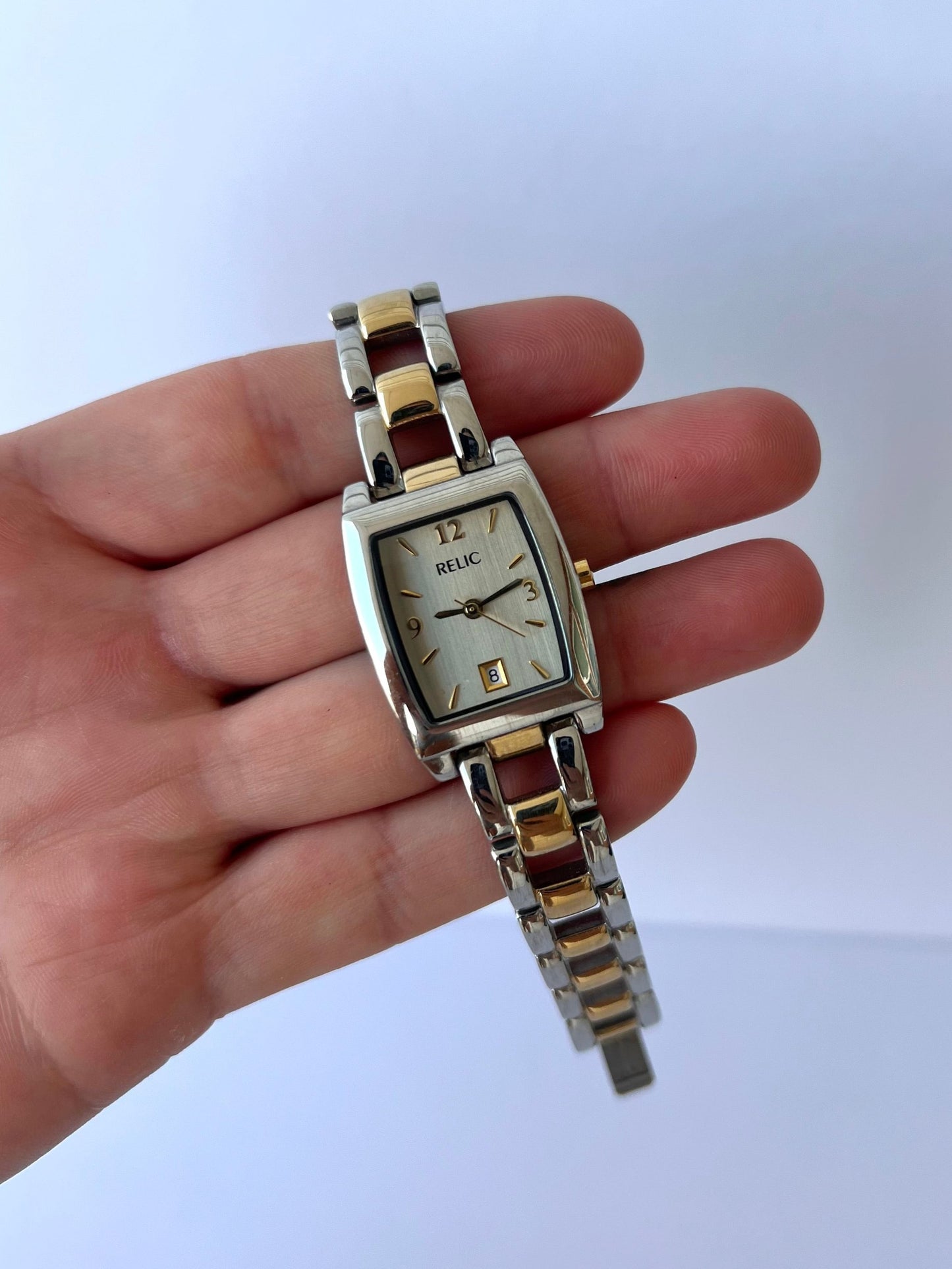 Rare Vintage Relic Rectangle Two Toned Gold/Silver Dainty Womens Watch Wristwatch