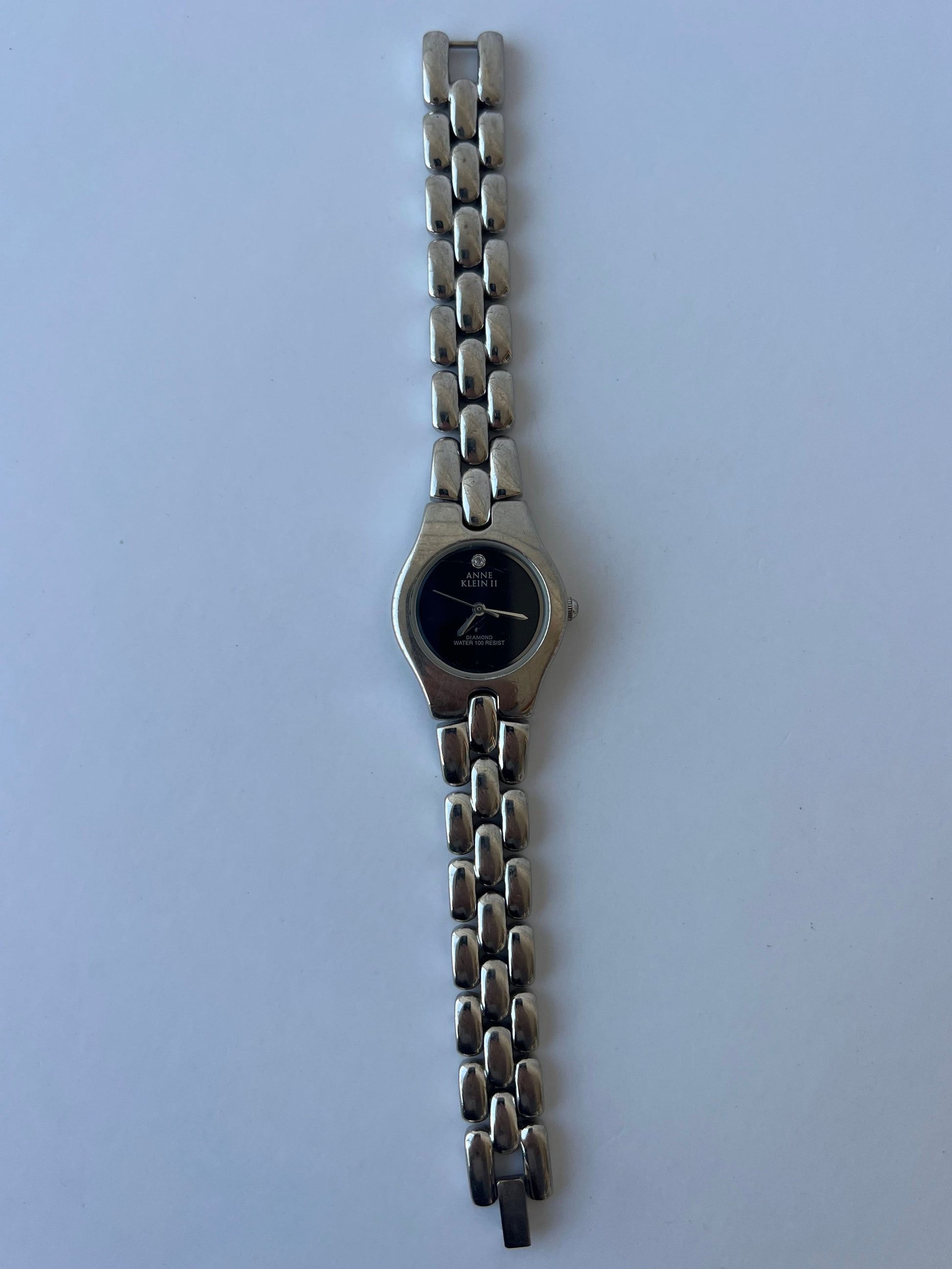 Rare Vintage Circle Black II Silver Toned Womens Watch Wristwatch