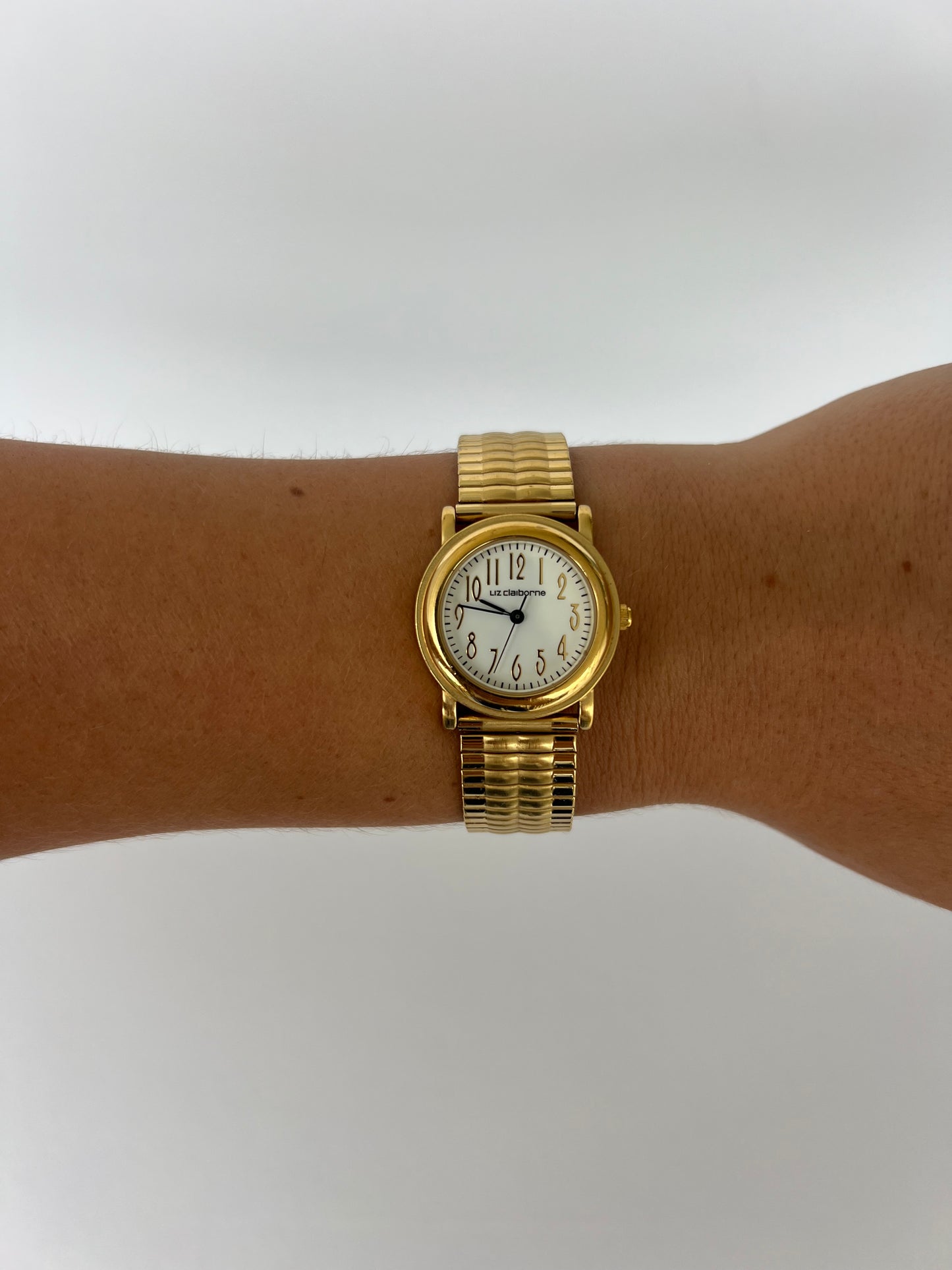 Rare Vintage Liz Gold Womens Watch Round Face