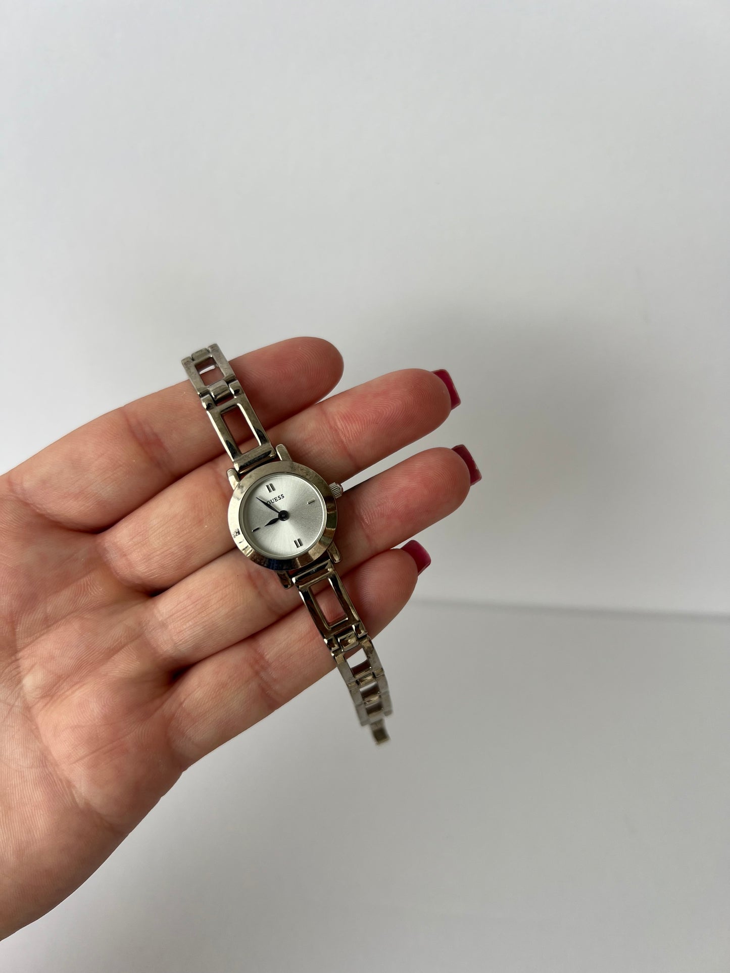 Vintage Rare Modern Round Face Womens Silver Watch