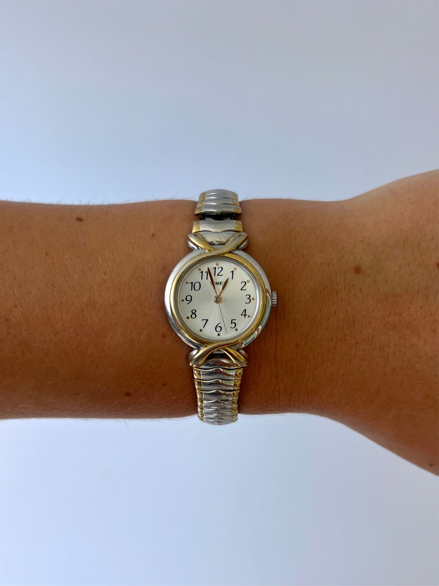 Rare Vintage Arabella Dainty Womens Watch Wristwatch Two Toned