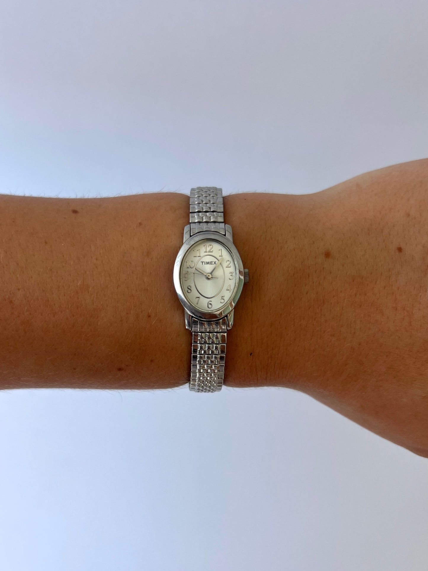 Rare Vintage Zoe Dainty Womens Watch Wristwatch Silver