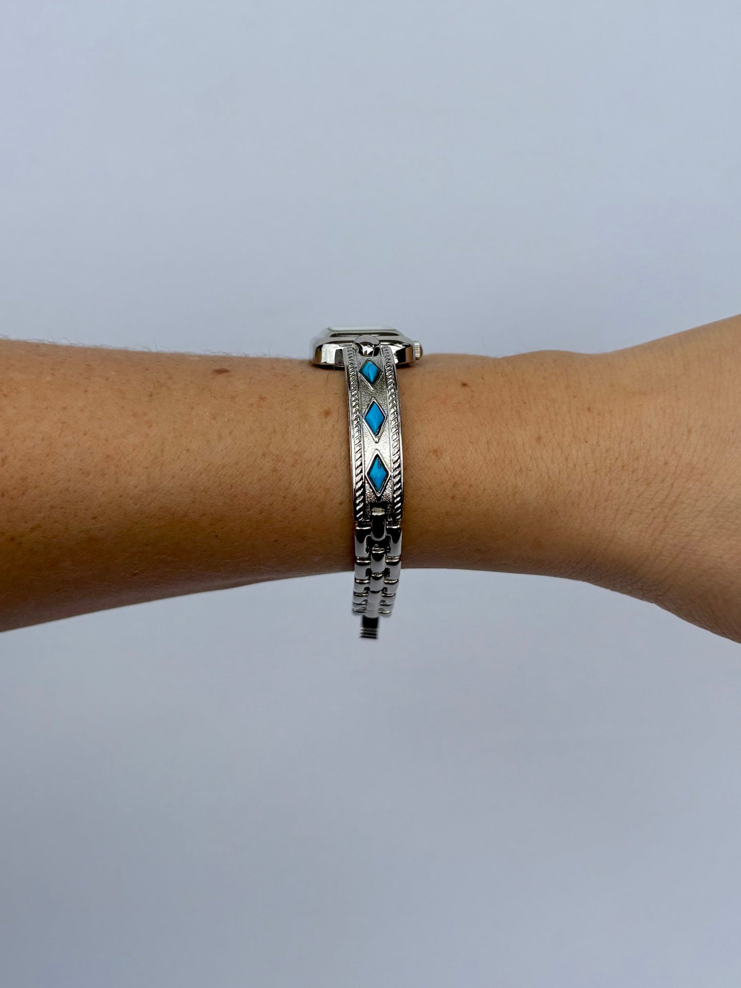 Rare Vintage Turquoise Silver Toned Dainty Womens Watch Wristwatch