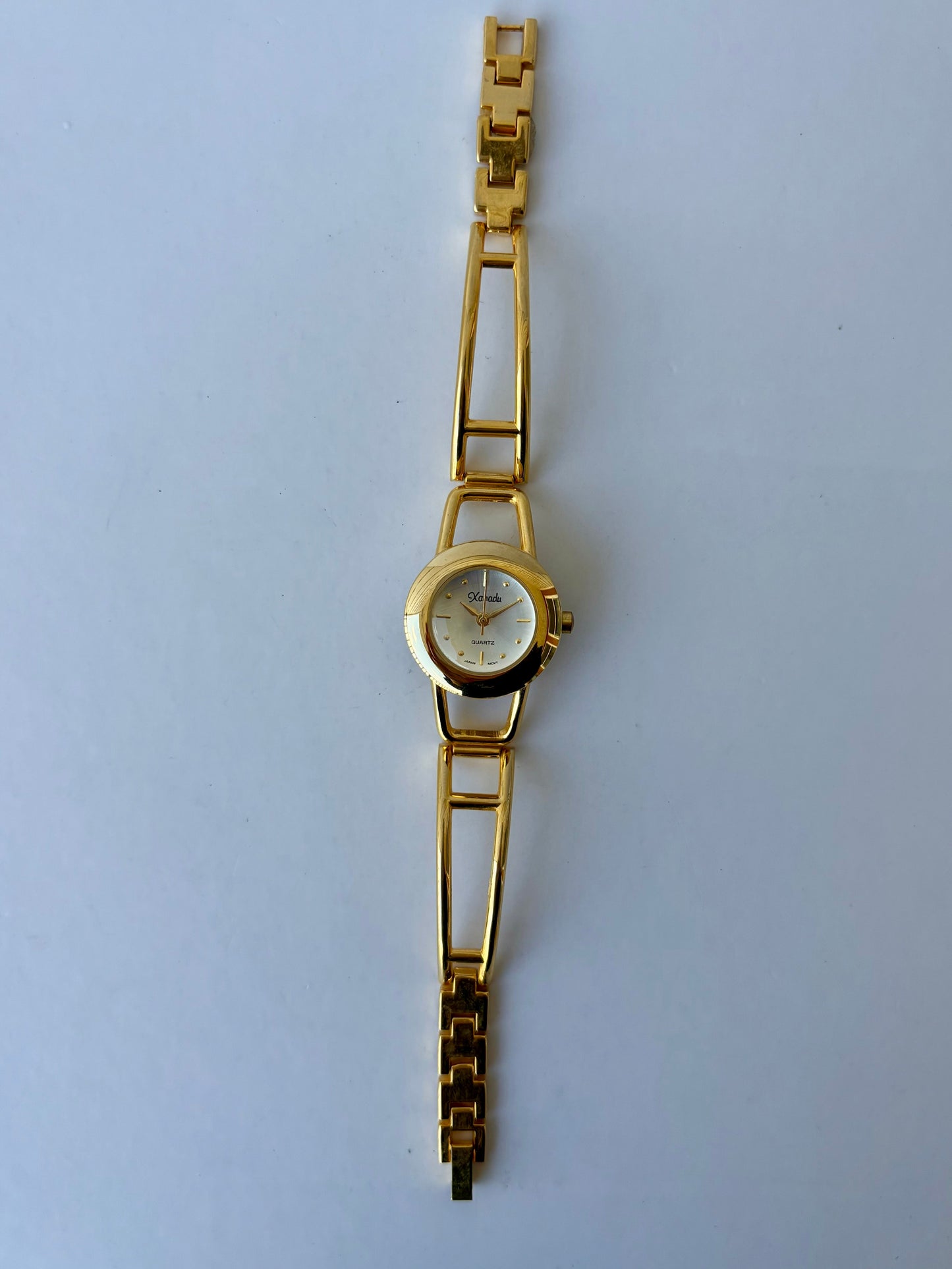 Rare Vintage Simple Gold Toned Womens Watch