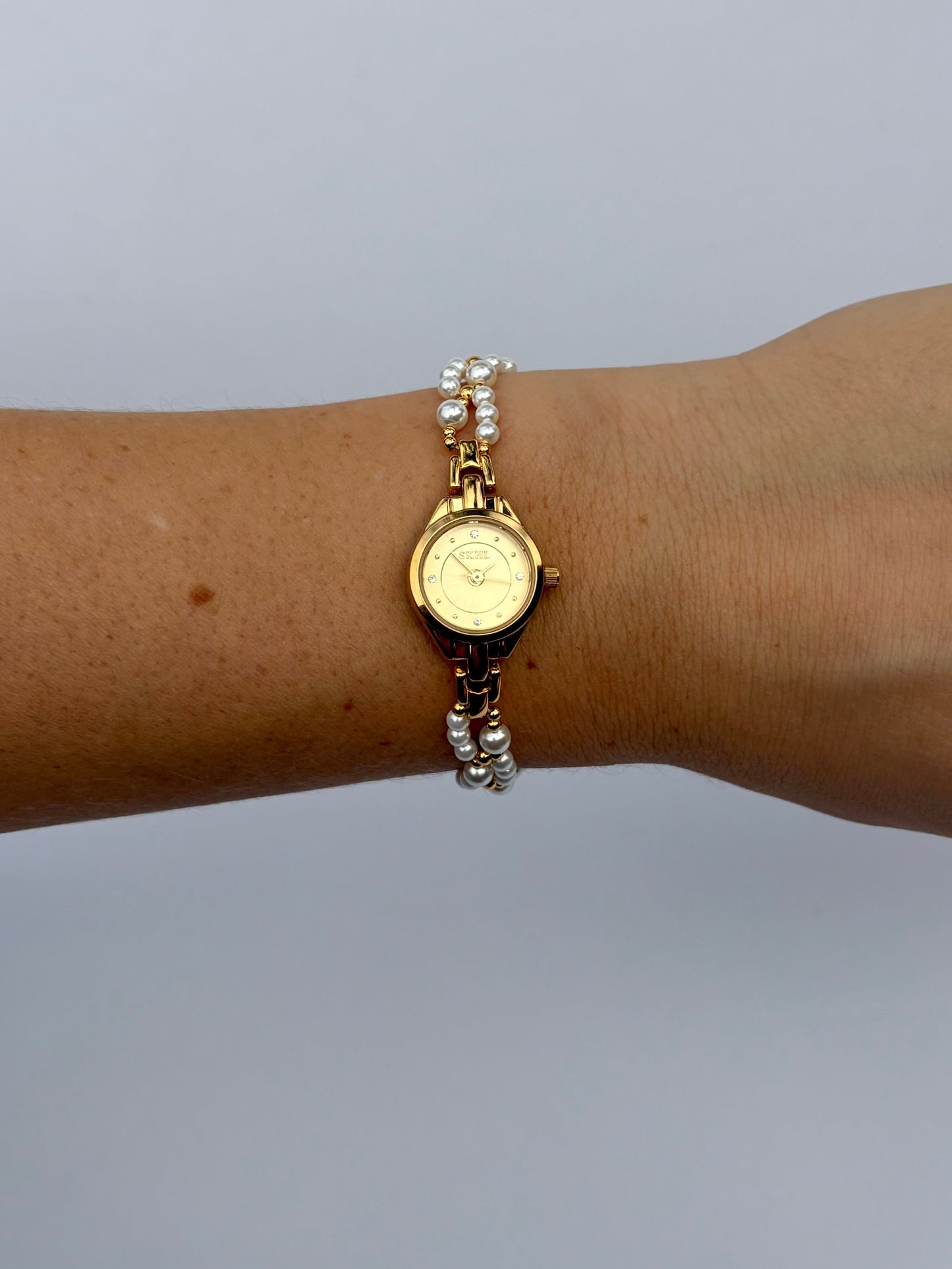 Vintage Lacey Gold Pearl Adjustable Womens Watch Small Face