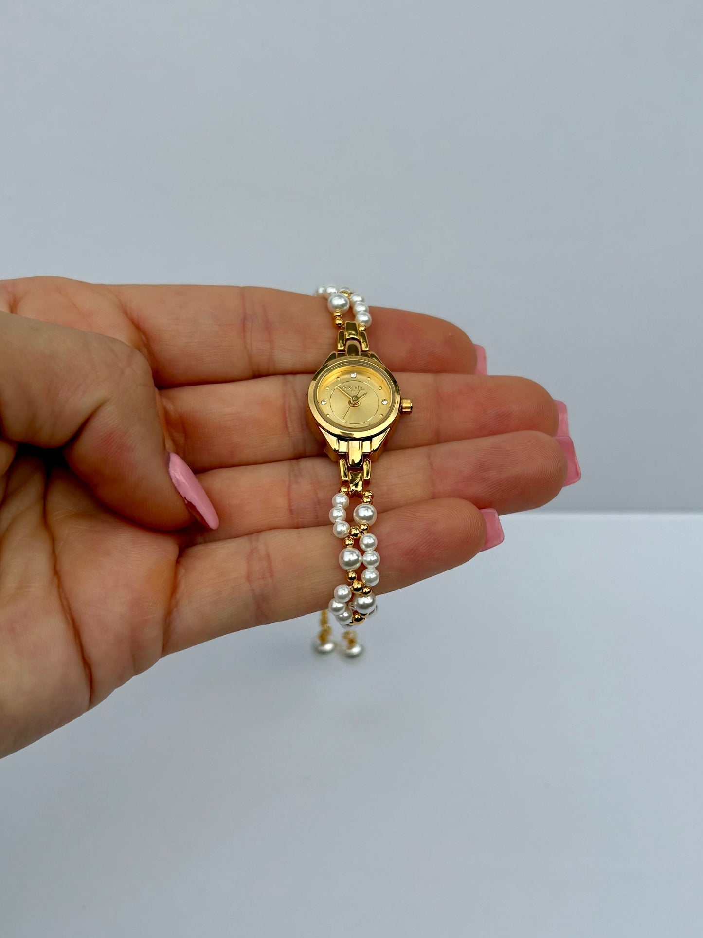 Vintage Lacey Gold Pearl Adjustable Womens Watch Small Face