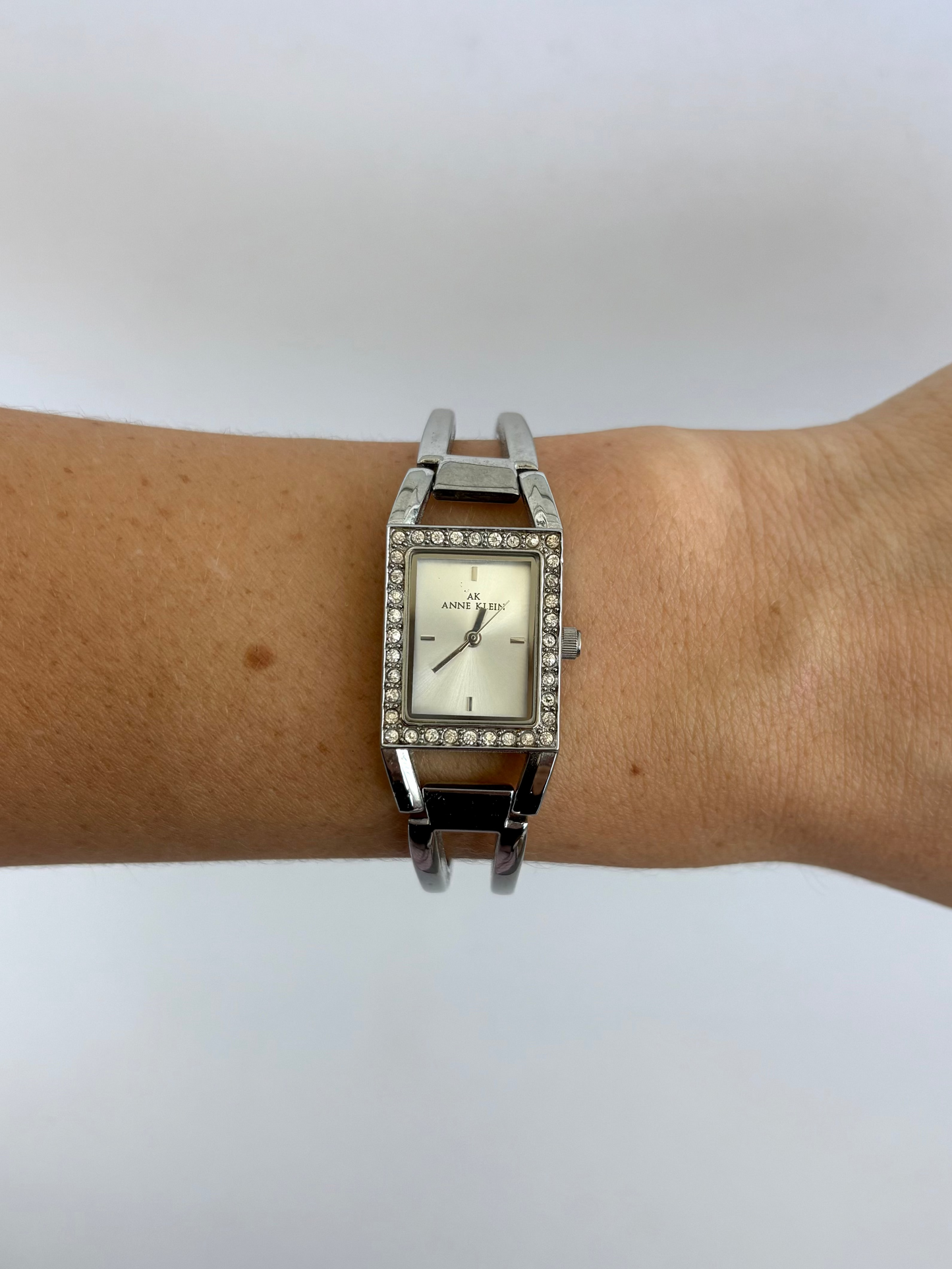 Rare Vintage Silver Toned Rectangle Face Womens Watch