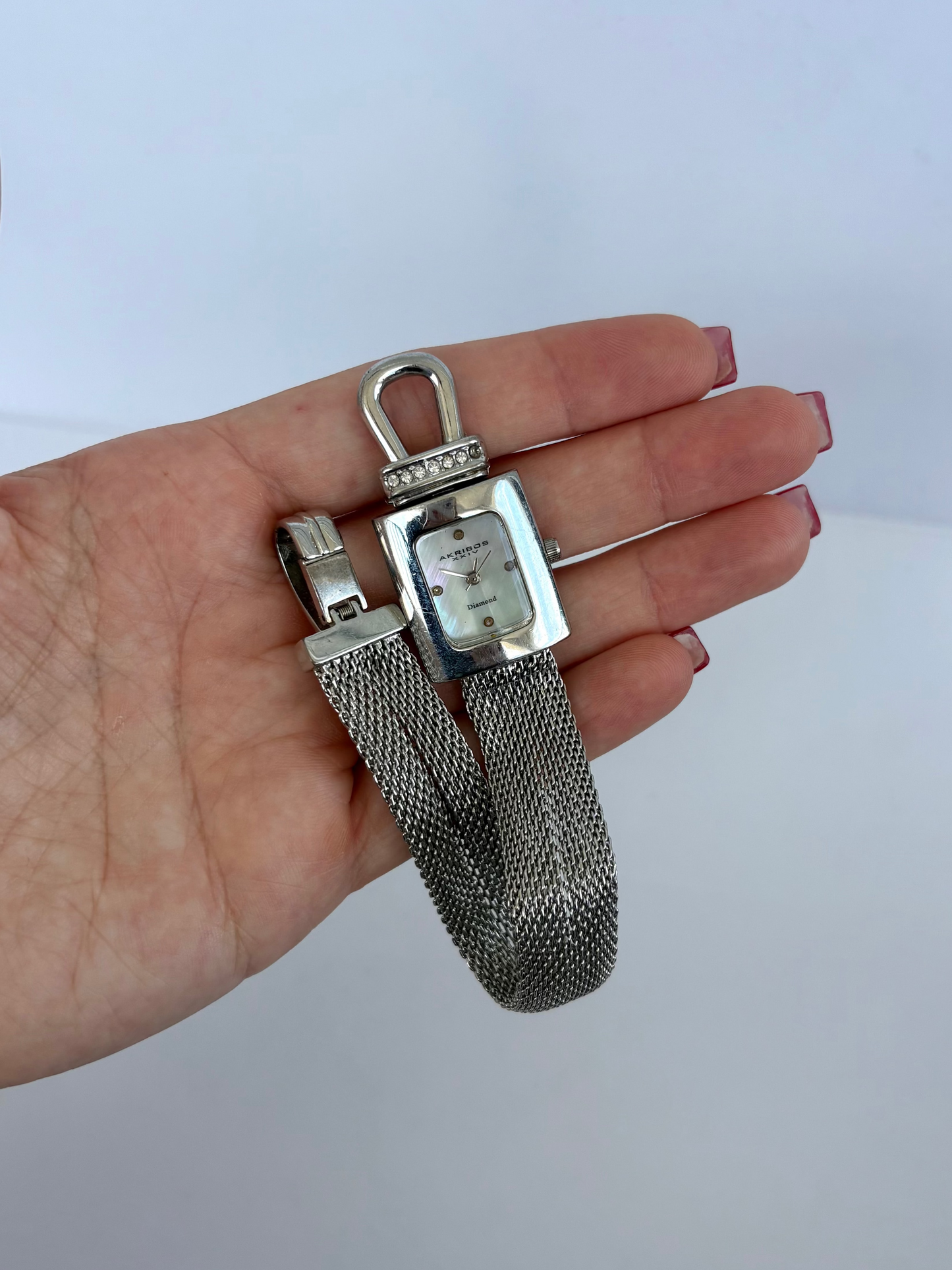 Rare Vintage Silver Toned Chic Unique Womens Watch