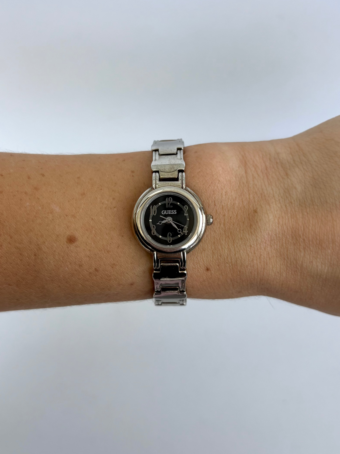 Rare Vintage Guess Silver Round Watch