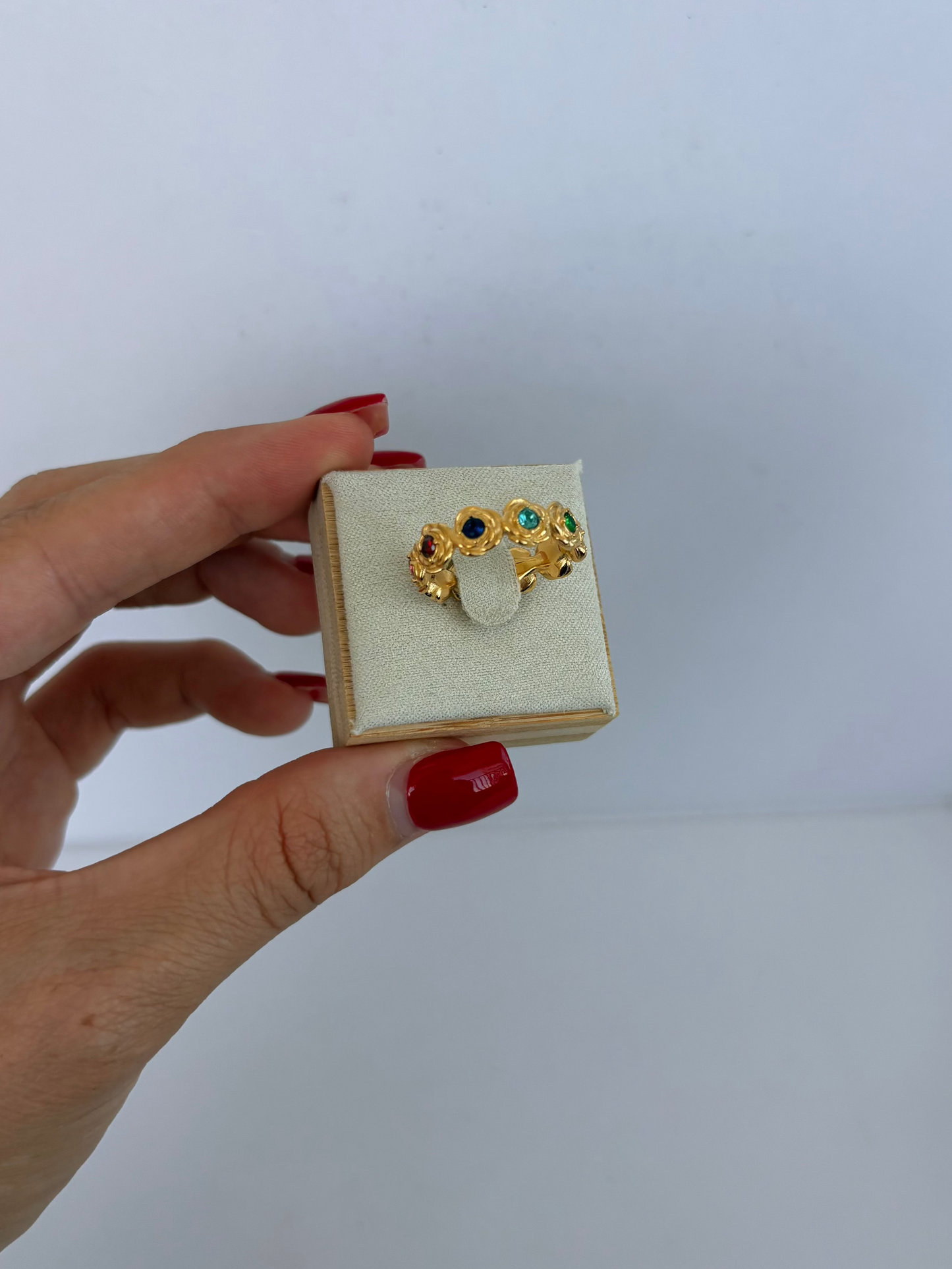 Garden Heirloom Ring 18k Gold