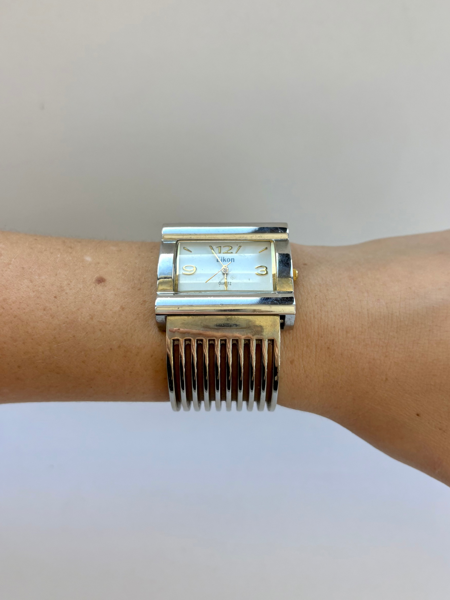 Rare Vintage Chunky Gold & Silver Two Toned Womens Watch