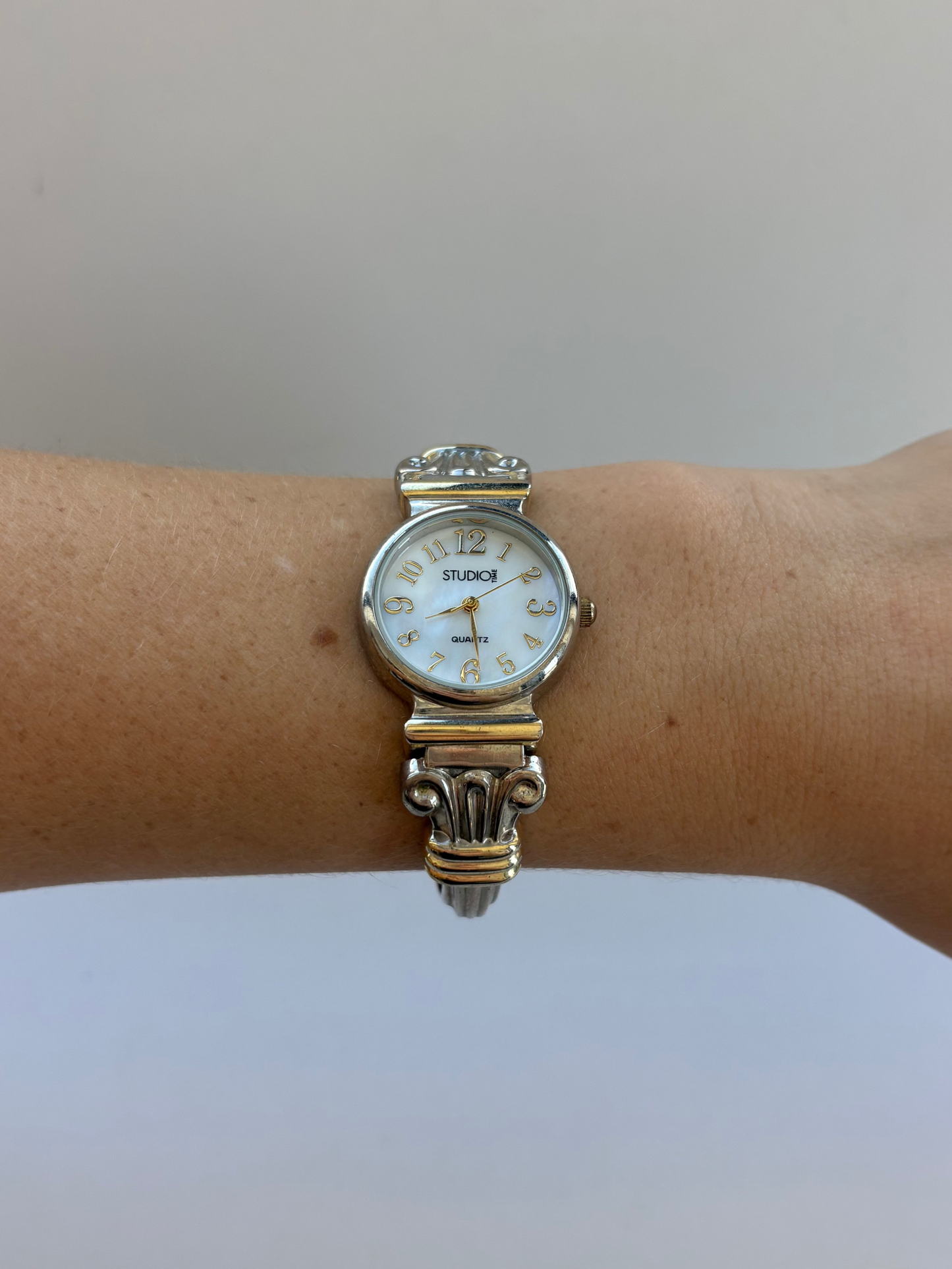 Rare Vintage Circle Face Gold & Silver Two Toned Face Womens Watch