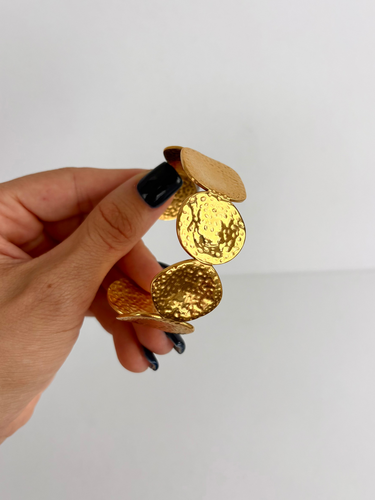 Sun Burst 18k Gold Cuff