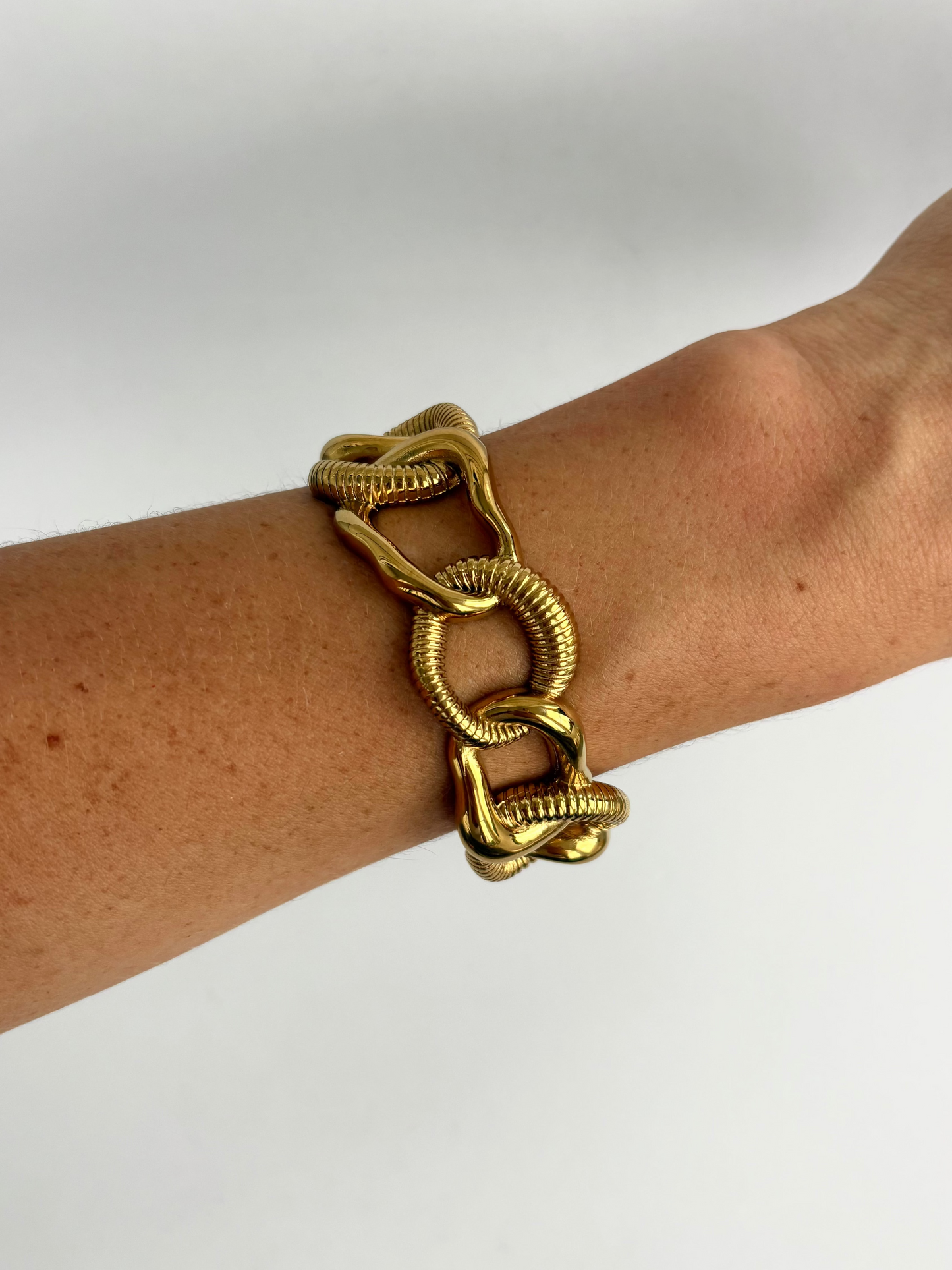 Chunky Chain 18k Gold Cuff