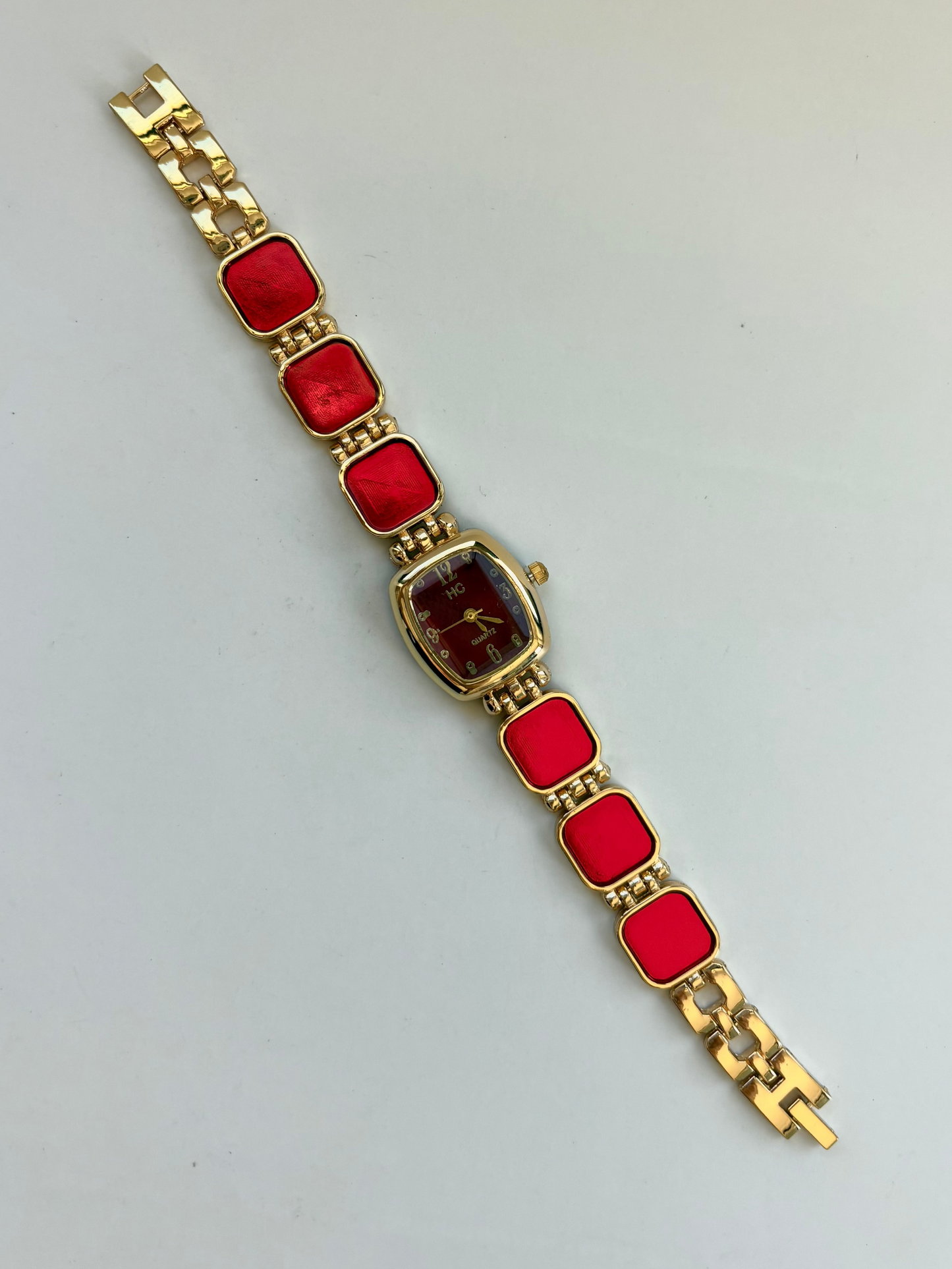 Rare Vintage Red Dial Detail Womens Watch