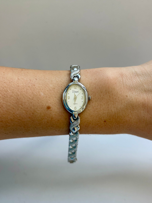 Rare Vintage Oval Face Silver Toned Womens Watch