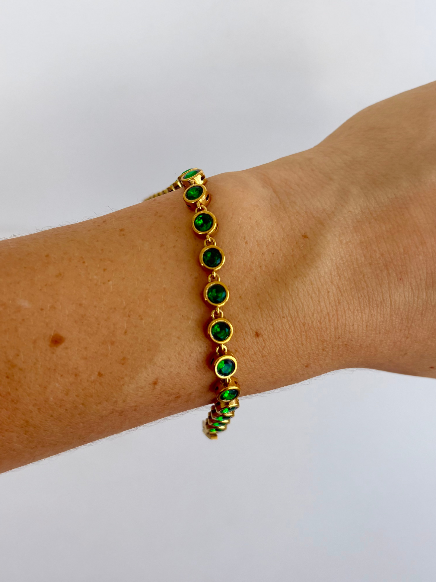 Bezel Set Emerald Green Bracelet