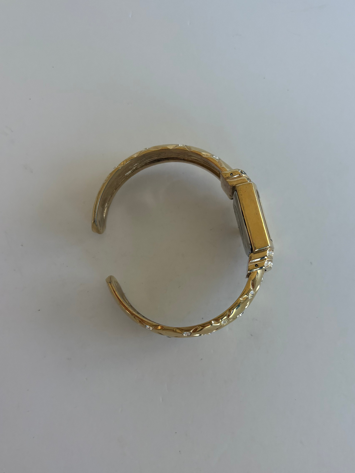 Rare Vintage Gold Detail Womens Watch Cusp