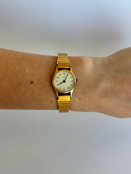 Rare Vintage Gold Circle Dial Womens Watch Stretchy Band