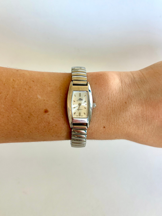 Rare Vintage Silver Rectangle Dial Womens Watch Stretchy Band