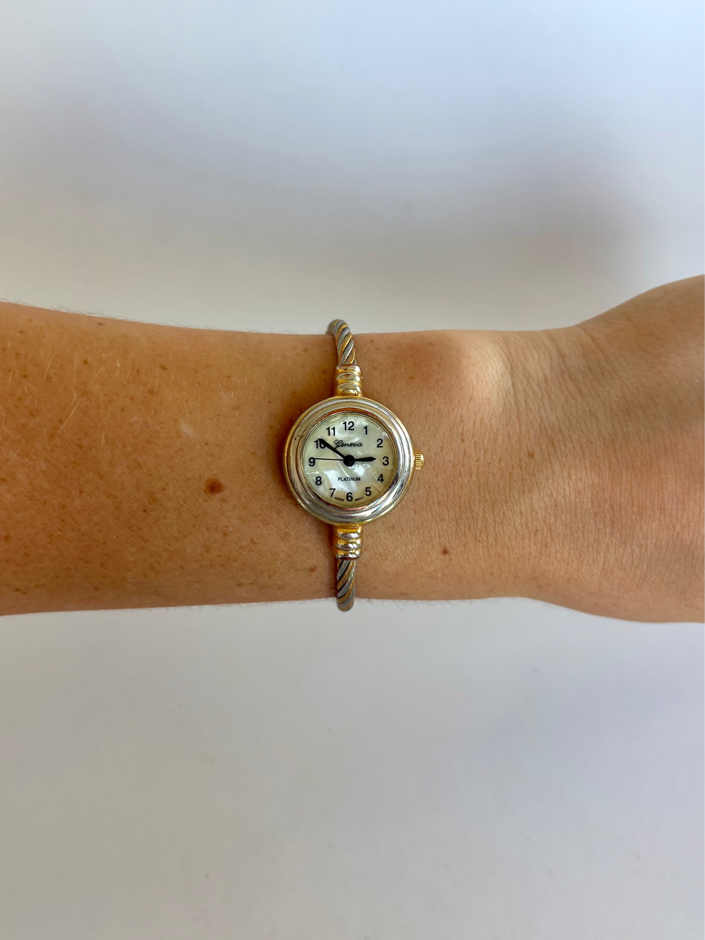 Rare Vintage Two Toned Silver & Gold Womens Watch Wrap Band