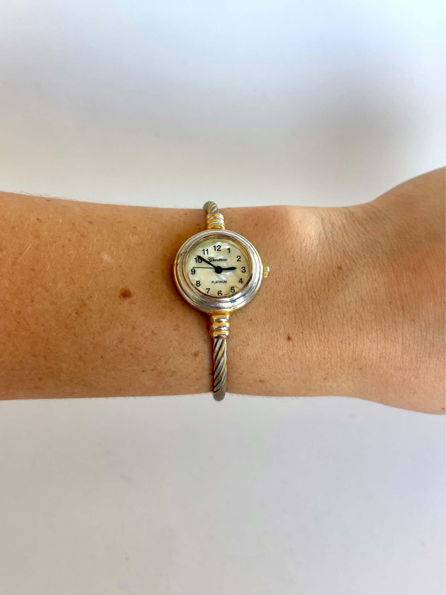 Rare Vintage Two Toned Silver & Gold Womens Watch Wrap Band