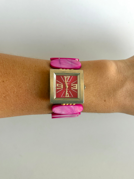 Rare Vintage Retro Pink Detail Womens Watch