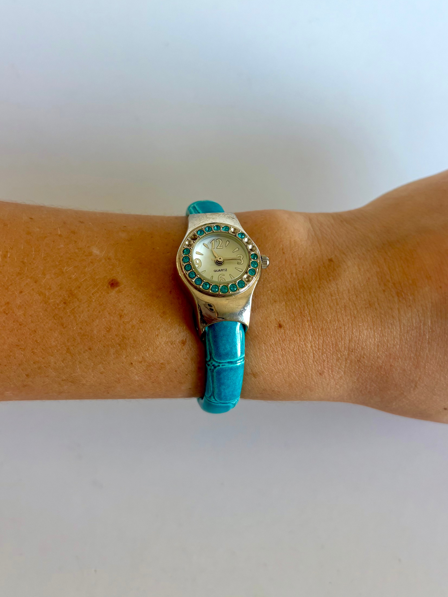 Rare Vintage Blue Retro Womens Watch