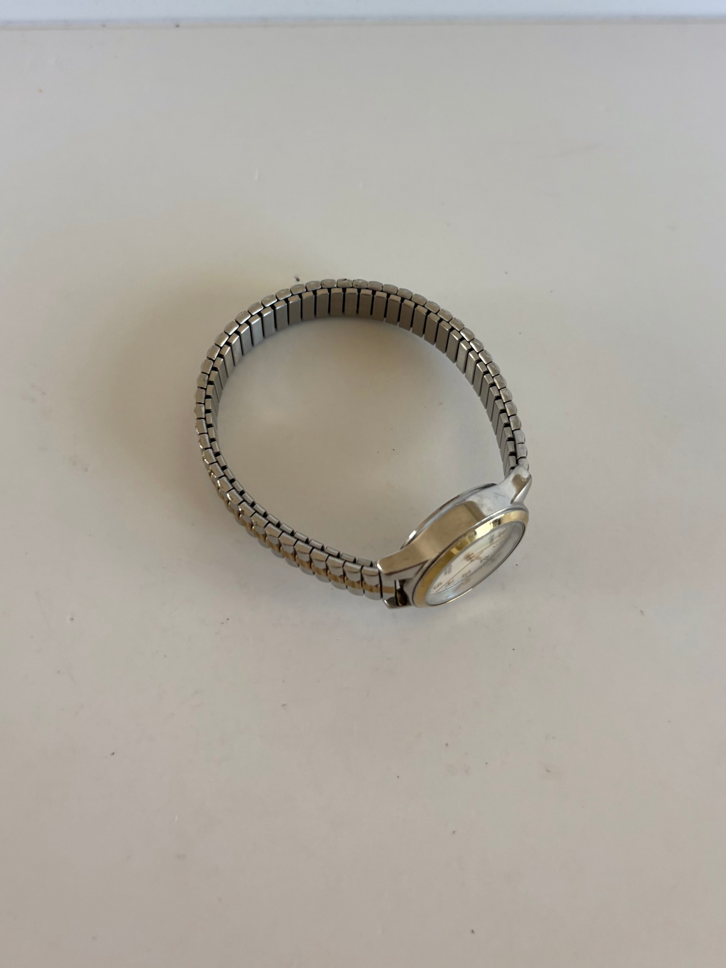 Rare Vintage Two Toned Circle Dial Dainty Womens Watch