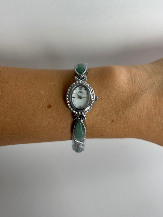 Dainty Vintage White Face Jade Oval Silver Womens Watch