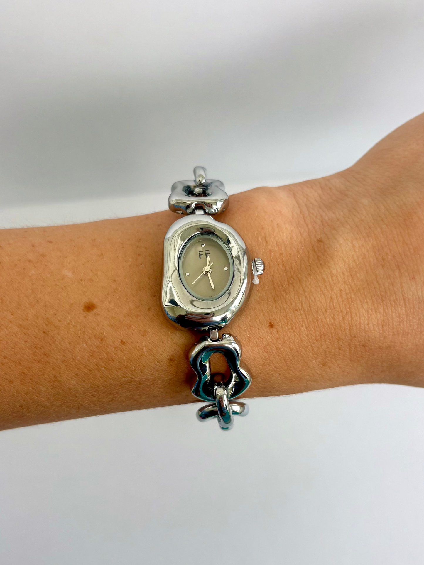Vintage Y2K Silver Womens Watch Small Face