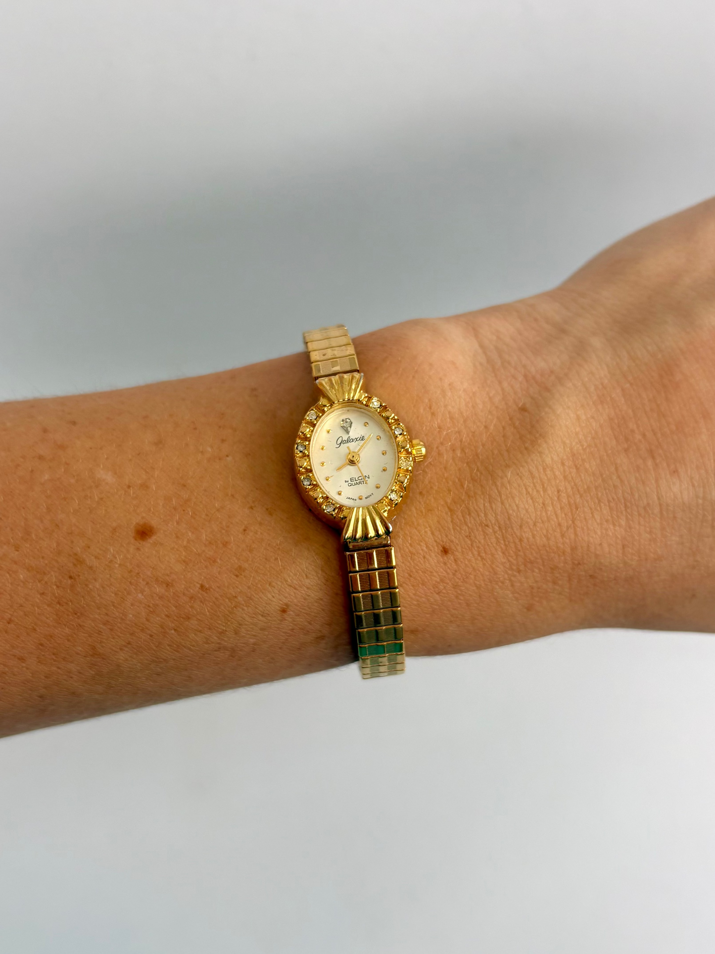Rare Gold Galaxie Elgin Quartz Dainty Watch