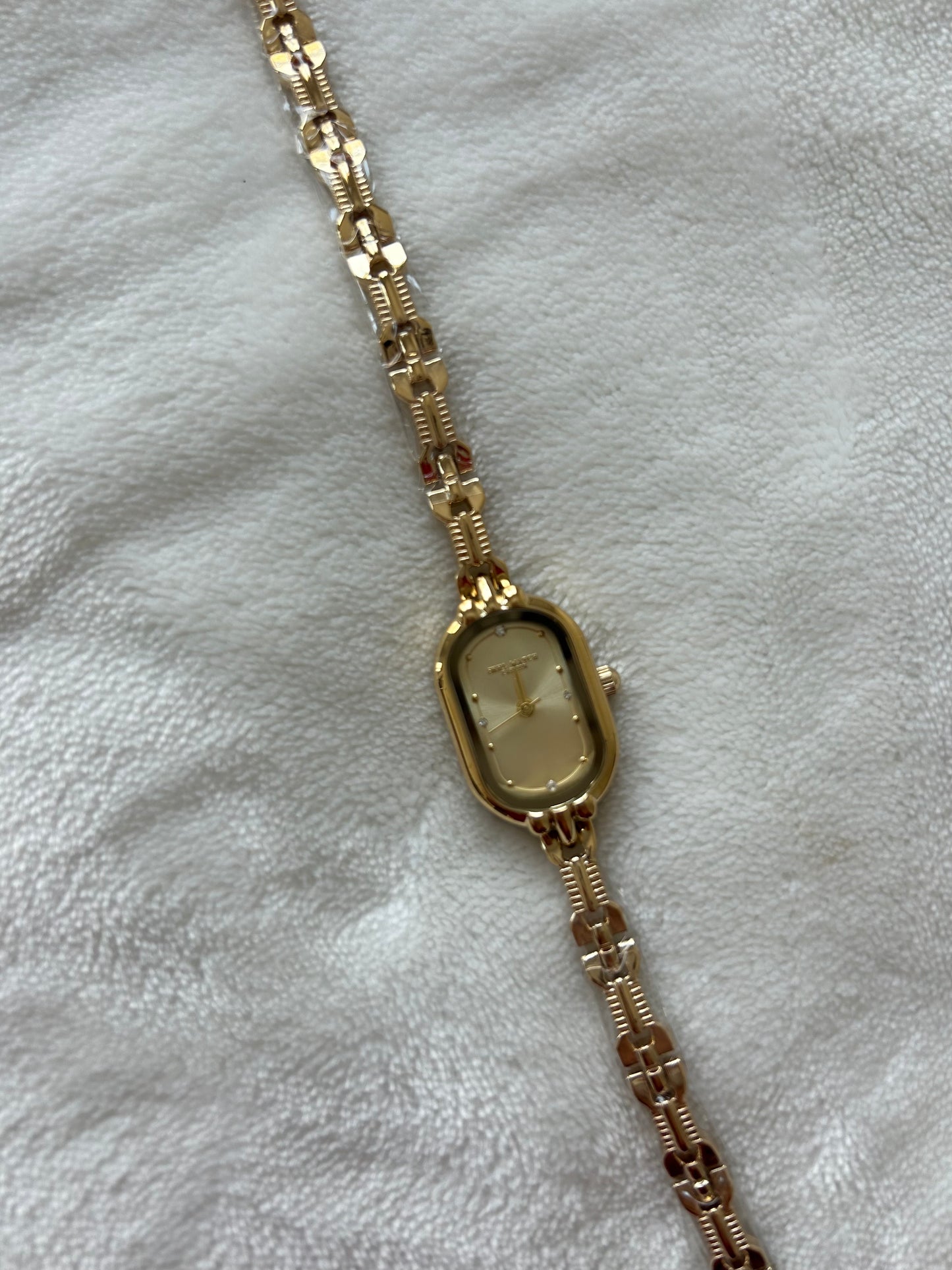 Dainty Vintage Minimalist Gold Womens Watch Small Face