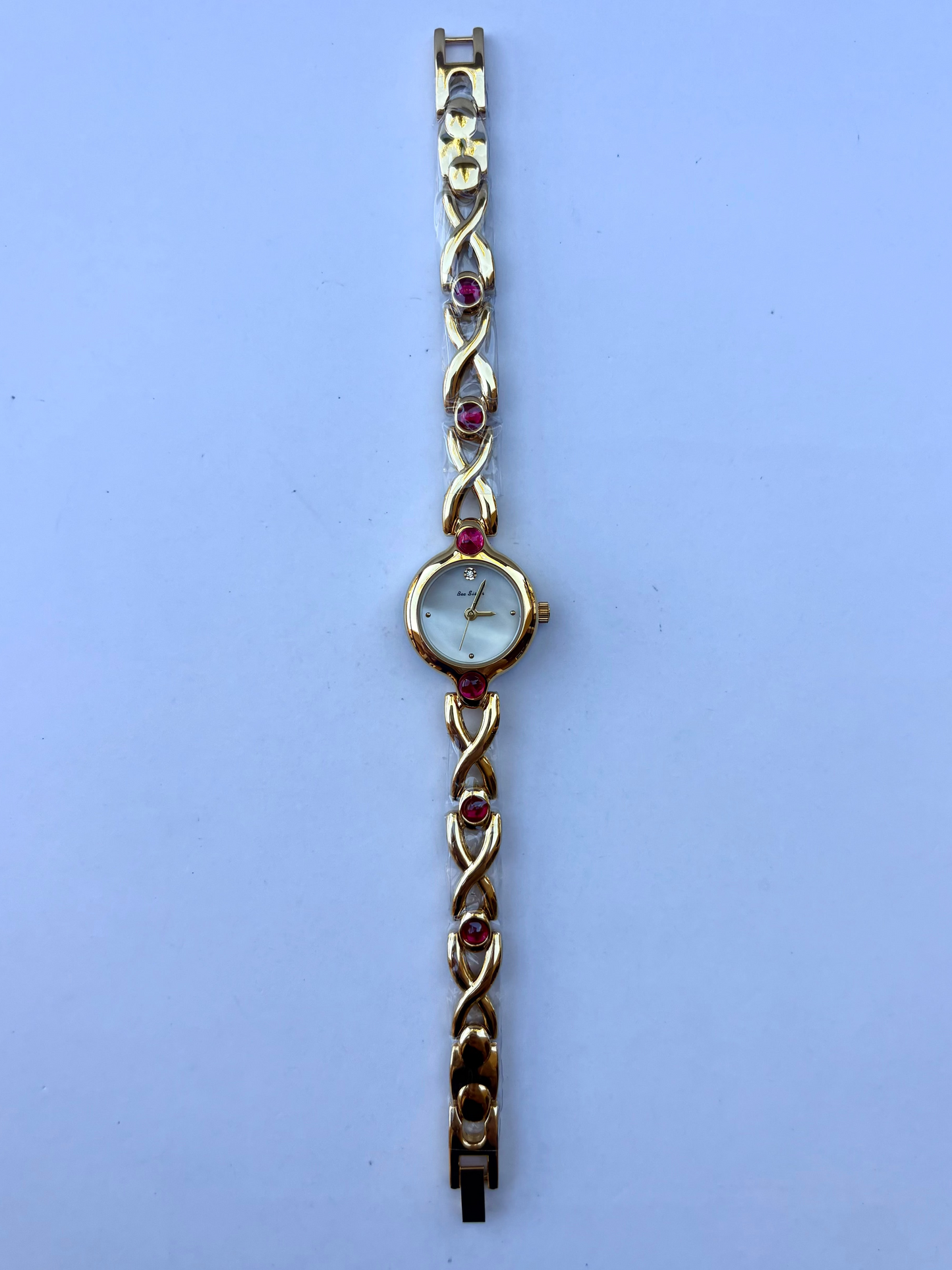 Dainty Vintage Red Jade Circle Dial Gold Dainty Womens Watch