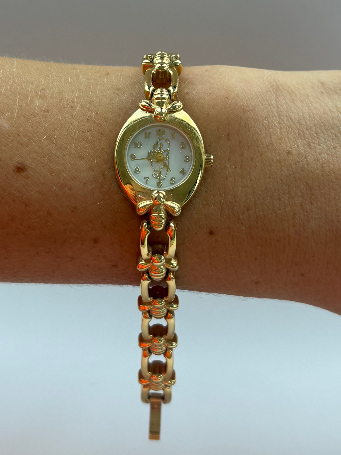 Rare Vintage Gold Toned Winnie Womens Watch
