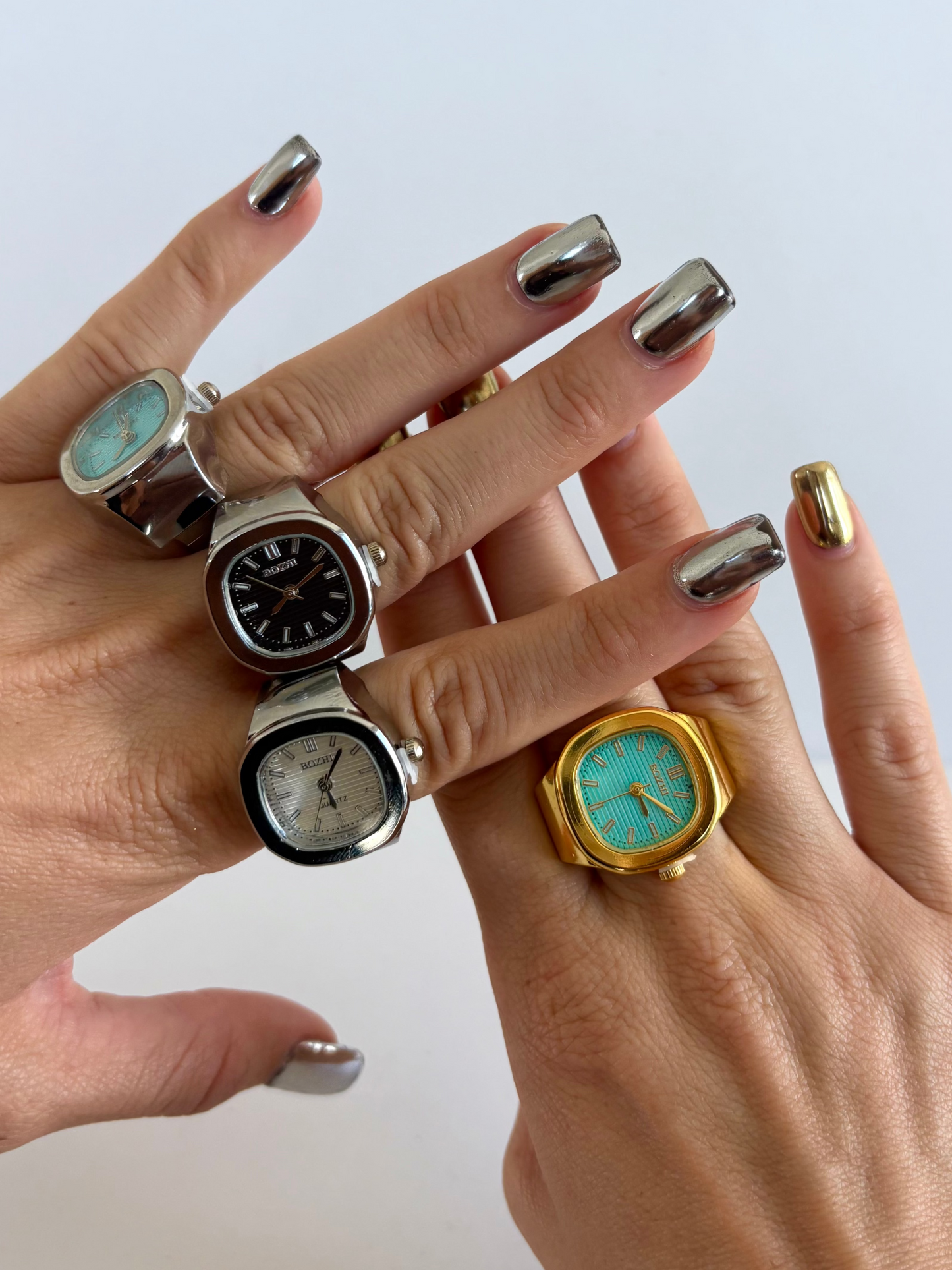 Square Blue Dial Gold Finger Watch Stretchy Band Elastic Round Simple Dial Quartz Ring Watches